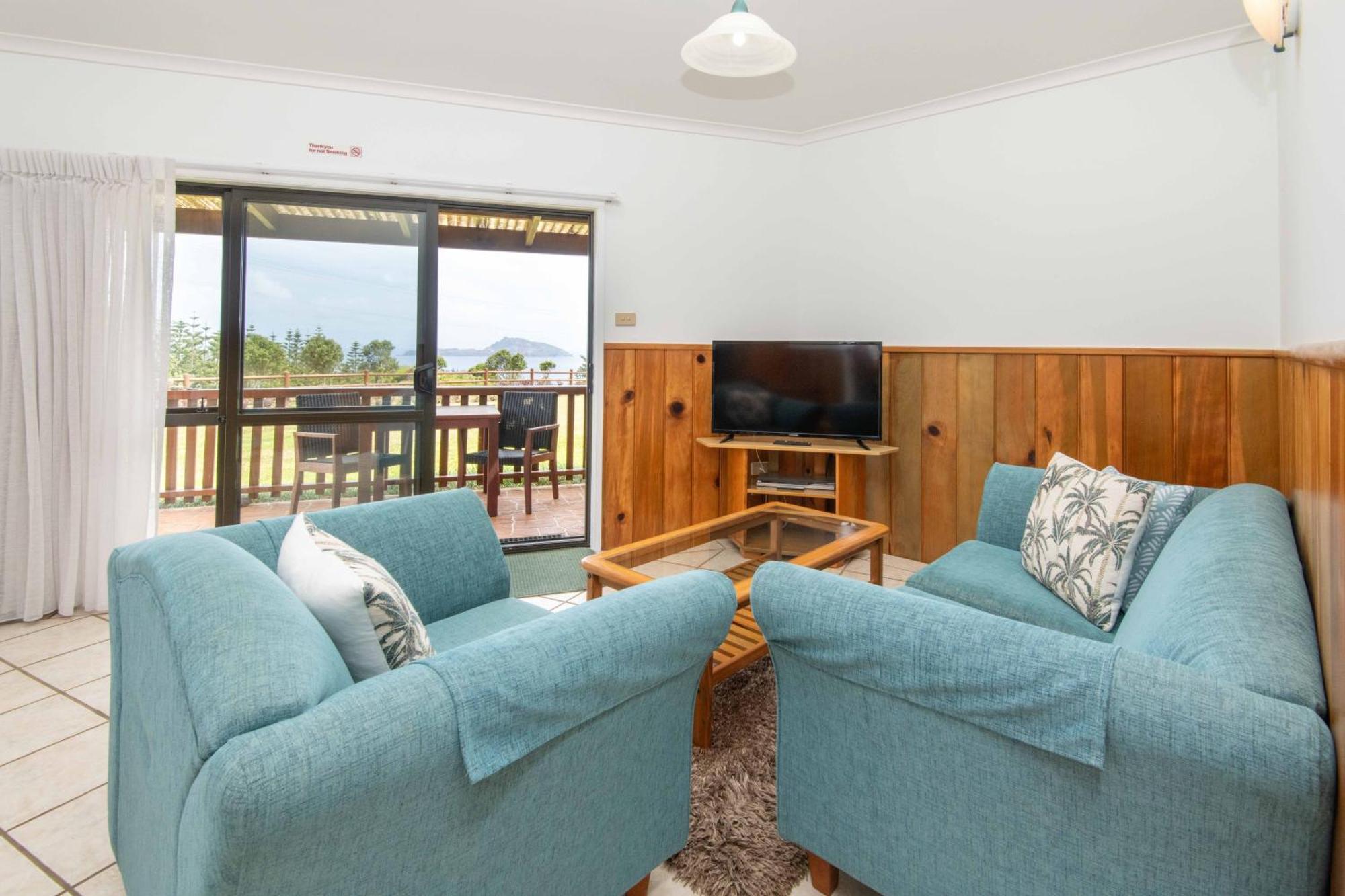 Ocean Breeze Cottages Burnt Pine Exteriör bild